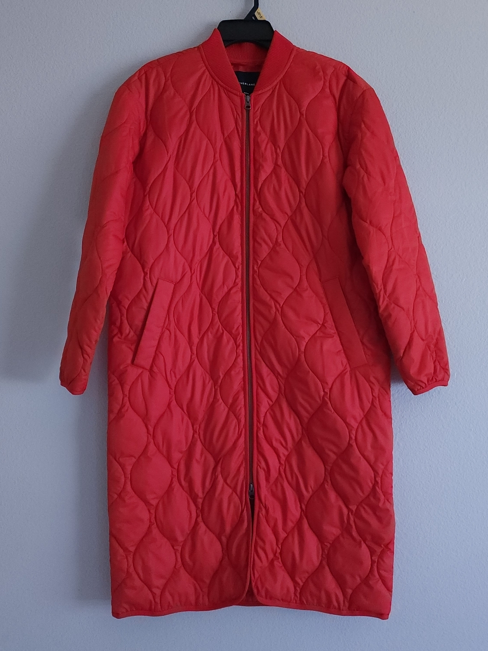 Everlane ReNew Long Quilted Liner Jacket in Poppy Red - XS